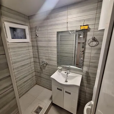 Dream 8 Apartment